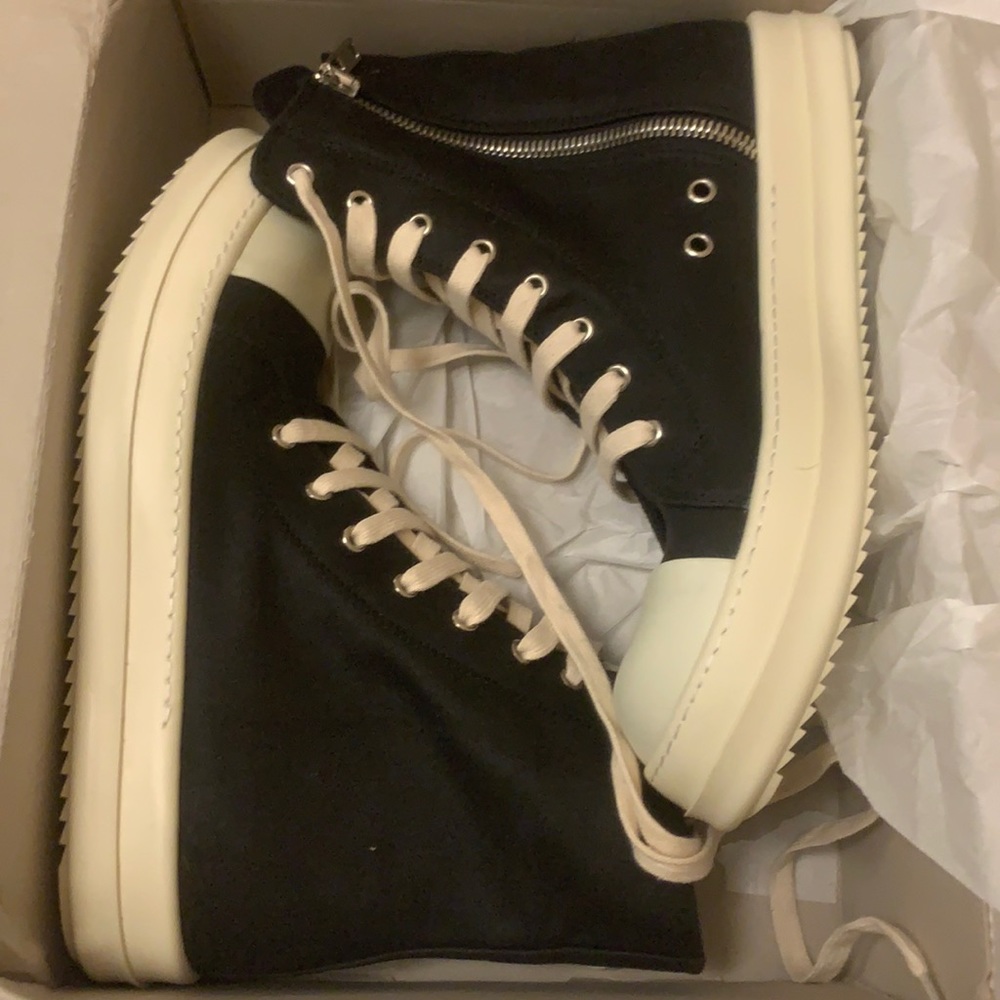 Rick owens size 9 men !!
